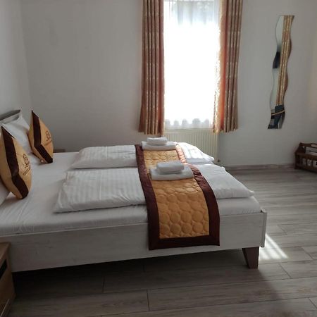 Pension Vidhous 1 Frantiskovy Lazne Bagian luar foto